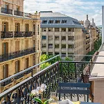 Patagonia Downtown & By Beauty San Sebastian